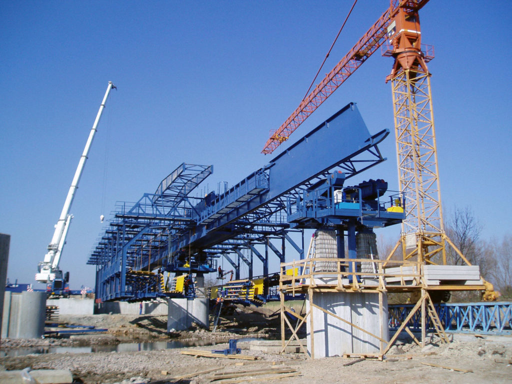 MSS Movable Scaffolding System Overhead