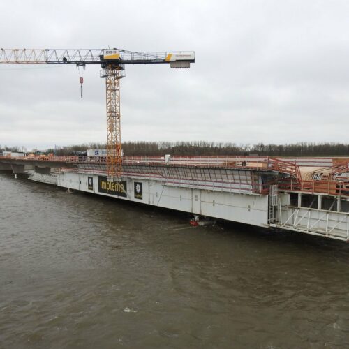 Elbebrücke bridge construction using Underslung MSS